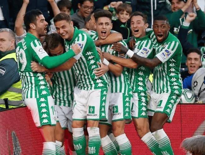 塞尔塔 VS 莱加内斯：西甲赛场，中游球队的激烈碰撞