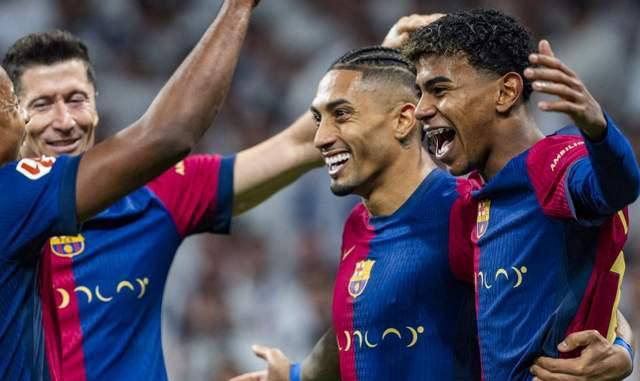 巴萨新三叉戟崛起！亚马尔、拉菲莱万或创造历史记录