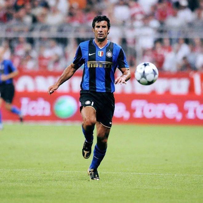 两家他都效力过！菲戈看好国米夺得三冠王，而不是巴萨